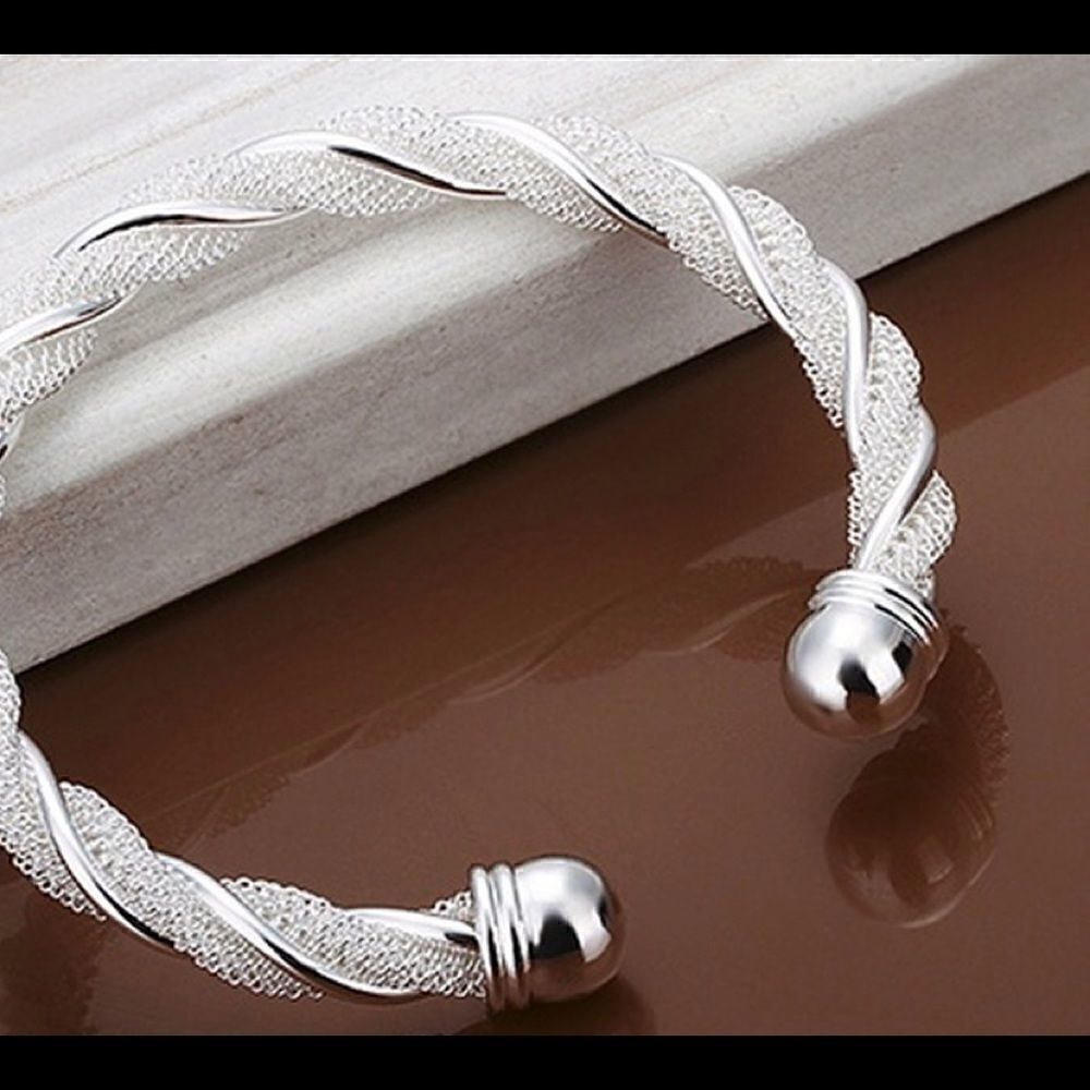 + Silver Twisted Bangle Bracelet - Picture 3 of 4